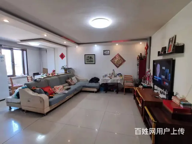 世纪花园步梯2楼 南北通透 不把山 简单装修 - 图片 1