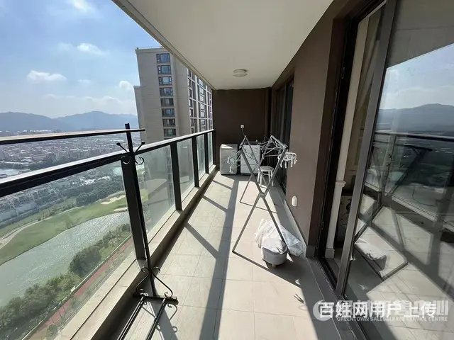 进小区1号岗 翠湖香山 精装3房4300 中间楼层 看房方便 - 图片 5