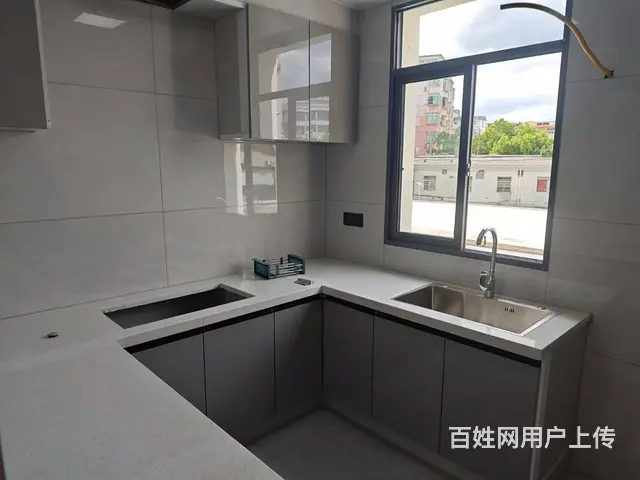 上高建设中路三楼精装送家具有地下室有证可按揭好停车 - 图片 7