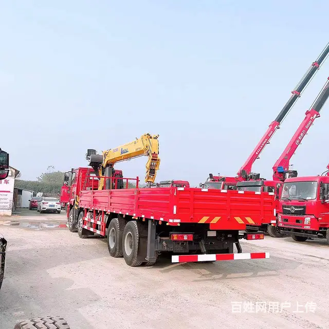 陕汽德龙前四后八14吨徐工随车吊 建筑工地 - 图片 6