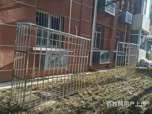 北京东城东直门安装防盗门阳台护栏护网安装小区防盗窗 - 图片 9