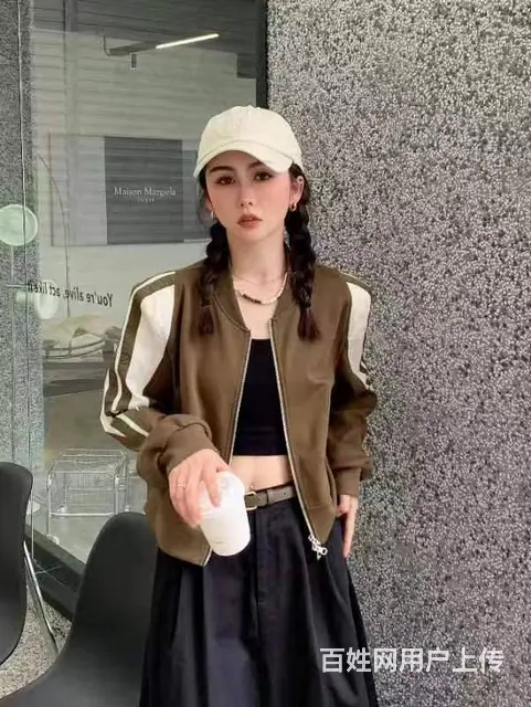 碧沁伊人秋季专柜卫衣女装品牌折扣服装货源 - 图片 4
