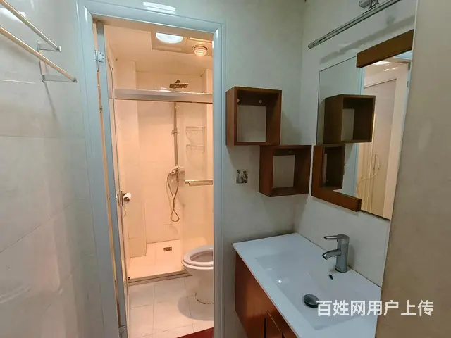 龙山桥BRT旁，浦南花园电梯三房出租4800元，有锁 - 图片 5