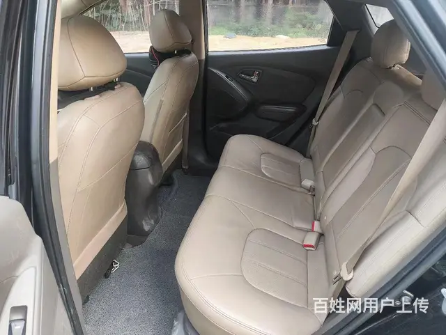 现代ix35 2010款 2.0 手自一体 GLS 两驱精英 - 图片 9