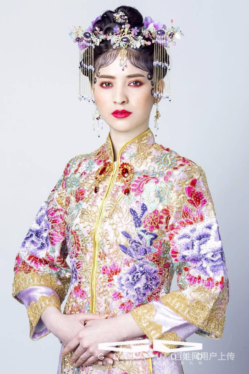 晋江很多人学化妆美甲来泉州国栋美妆学习