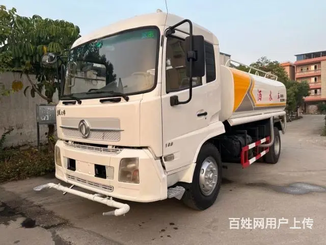 6至12方洒水车 - 图片 1