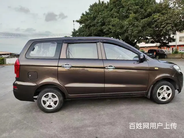 风光 2016款 风光330 1.5 手动 乐享型7-8座 - 图片 3