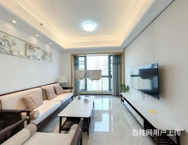 前山轻轨站楼上 环宇城 2室2厅 东北，新装修，全齐 - 图片 2