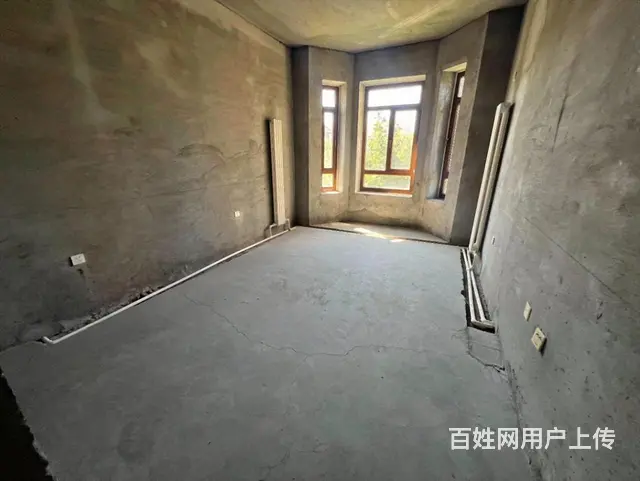 仅一套小区中心位置 四周景观 300平花园 有车位 - 图片 9