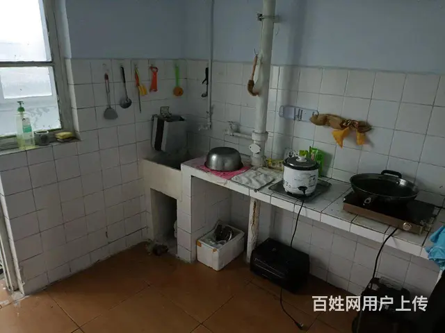 2.5w五中近4楼两室1厅拧包住 - 图片 4