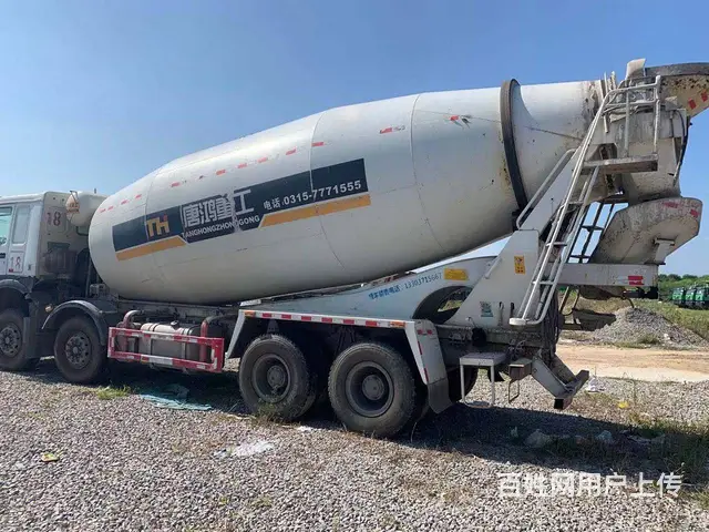 出售17年二手豪沃搅拌车 大20方 唐鸿上装 国五 - 图片 6