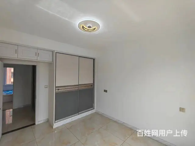 顺通二手车附近聚富园三室两厅精装修，赠送阁楼104平+50 - 图片 7