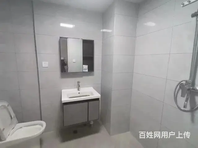 中坚1878公寓一室一厨一卫电梯房空调热水器电视洗衣机家具全 - 图片 2
