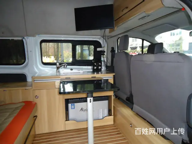 2017年6月福特新全顺2.0T柴油6座现改为床车 - 图片 4