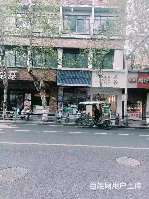 店铺位置优越，周边配套成熟，客源稳定 - 图片 3