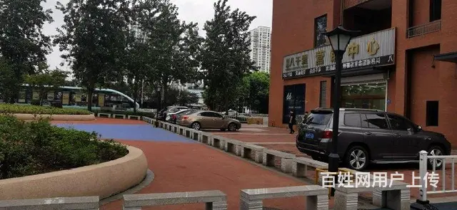 钟楼泰盈八千里小区大门口挑高5米8纯一楼沿街旺铺 - 图片 2