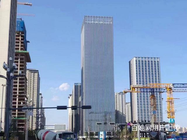 官渡区写字楼200-270平米仅卖7600元一平米价格低吗？的图片