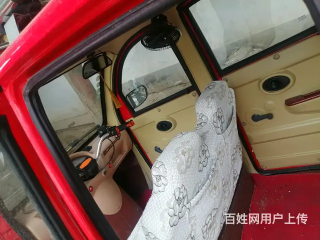 全封闭电动三轮车 - 图片 4