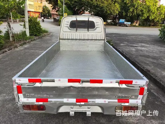 17年五菱单排平板货车 - 图片 8