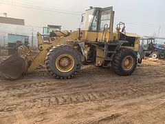 急售山工40。