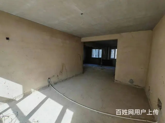 凌河湾御景苑，一中两室两厅毛坯房，10楼91平47万小税 - 图片 7