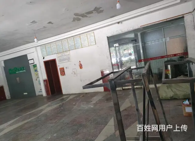 （速转店）兴和大道 共三间店铺 整体出租  也可分租 - 图片 2
