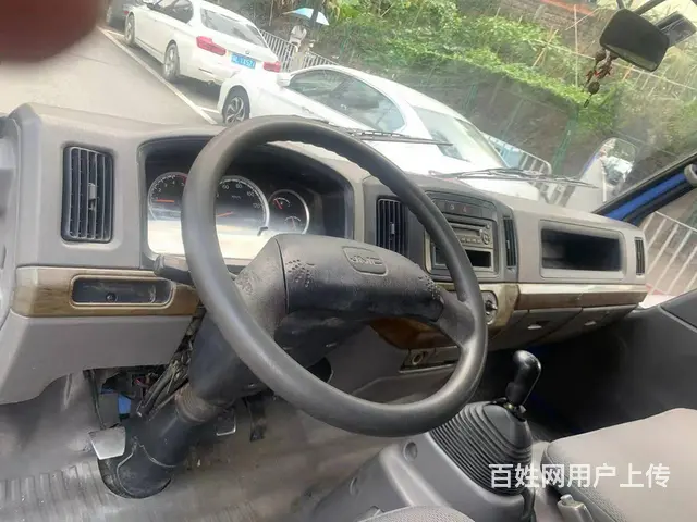 2013年11月单排4.2米江铃凯锐厢式货车包过户 - 图片 3