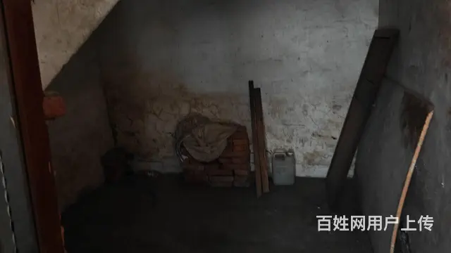 电业局小区楼梯间小库房低价出租 - 图片 3