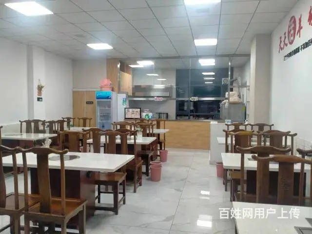 急转！秦皇岛开发区兴龙戴卡80平旺铺转让 - 图片 1