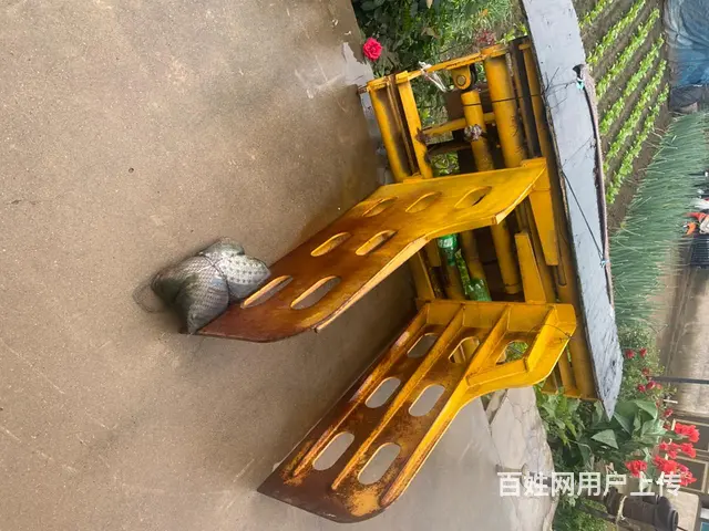 9.9成新抱夹出售 - 图片