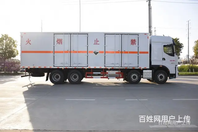 东风8吨工地专用加油车低价格服务好 - 图片 3