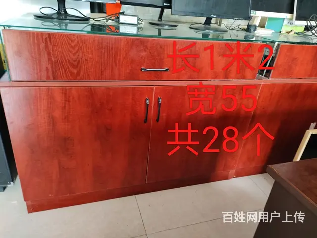 全新展柜处理 - 图片 1