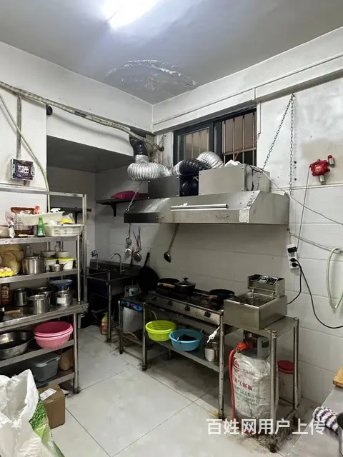 （51旺铺推荐）港门村30平餐饮店转让 - 图片 4