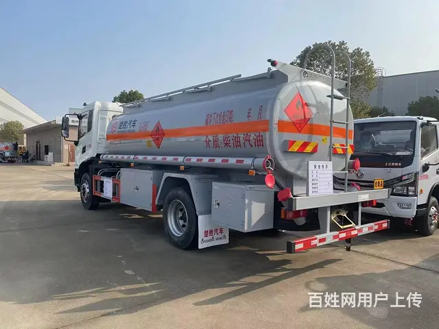 楚胜厂家直销东风天锦10吨油罐车 特价处理 - 图片 4