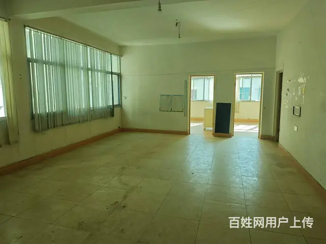 上高建设北路三楼简装阳光好边户证件齐全可按揭近实小一中急售 - 图片 3