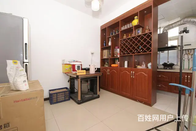 新上低楼层三室2楼​带全屋家具家电 - 图片 3