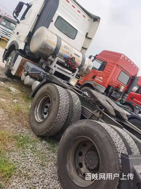 二手豪沃燃气车 430马力双驱轻体 国五燃气牵引车 - 图片 5