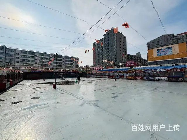 全国连锁奶茶店出兑 白塔夜市旁 全天人流大 看店前先联系店主 - 图片 2