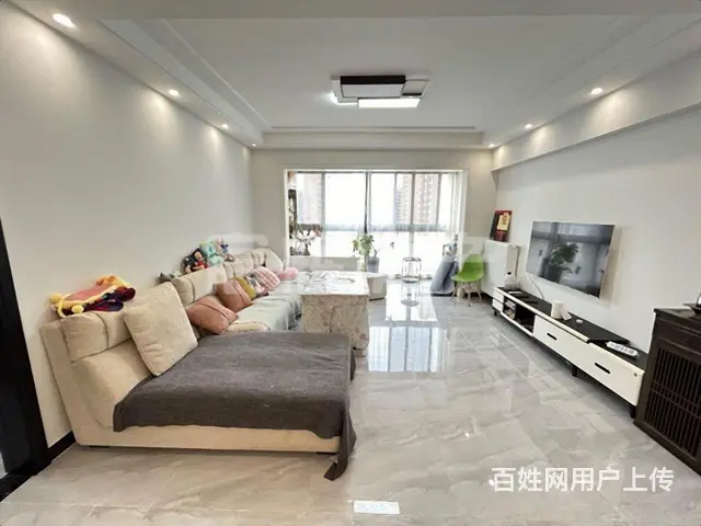 樽憬财富广场 精装修三房带暖气 满2 支持按揭 钥匙在手 - 图片 1