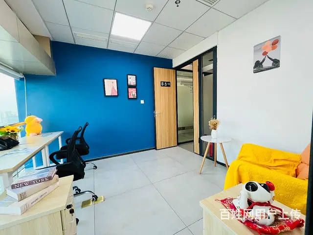 地铁口一百米、680/月 全新装修带家具，送网络！配套商业街 - 图片 1