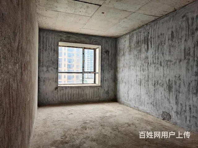 铜锣湾雅苑 附 小新七 中 毛坯大四房南北通透采光佳 满两年 - 图片 3