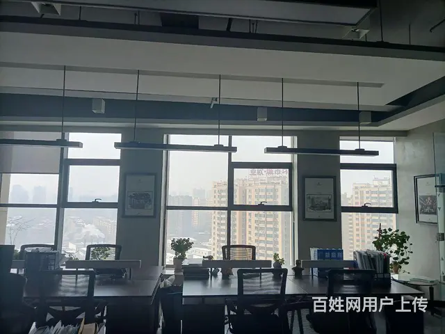 独立办公位出租 - 图片 2
