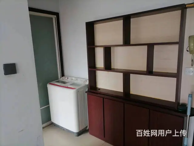 盛世龙城6楼63平中装双床电视冰箱洗衣机热水器月租900元年 - 图片 1