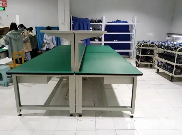 操作台监控台监控室控制台指挥中心调度中心工作台监控 - 图片 1