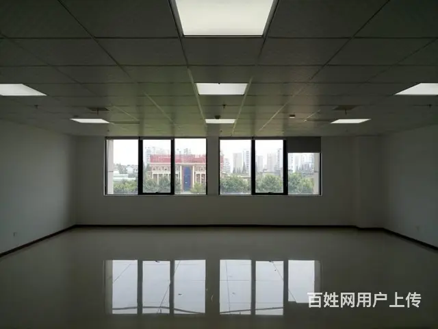 出租拱墅区东新路办公室，就餐交通租房方便 - 图片 1