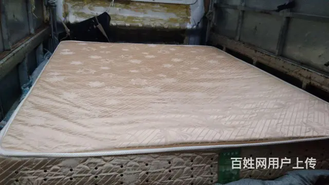 1.5米实木床和床垫转让 - 图片 3
