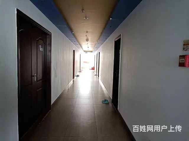 （51旺铺推荐）龙华区泰华路（恒吉府）360平精装修铺面直租 - 图片 6