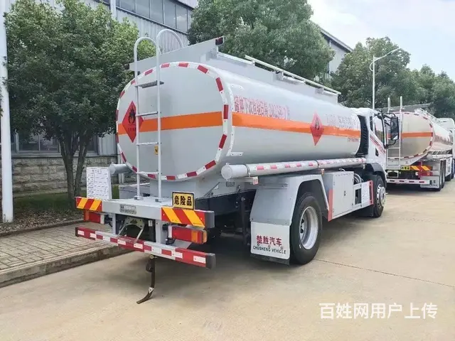 楚胜厂家直销东风华神10吨油罐车 现车低价处理 - 图片 3