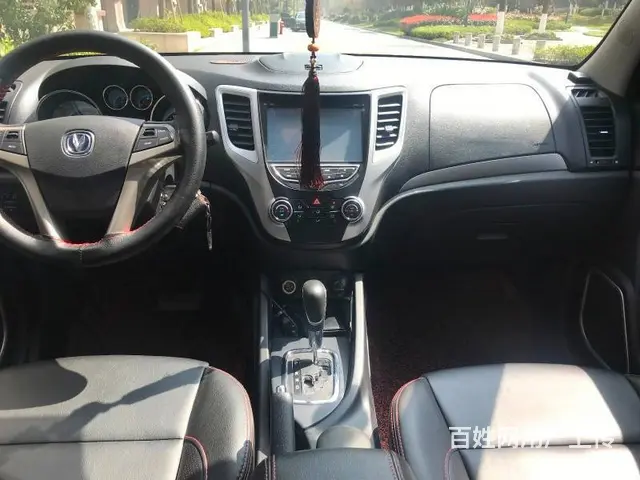 长安CS35 2014款 1.6 手自一体 豪华型 - 图片 5