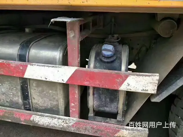 国四精品德龙前四后八自卸车 - 图片 2